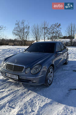 Седан Mercedes-Benz E-Class 2005 в Полтаве