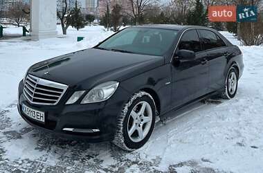 Седан Mercedes-Benz E-Class 2011 в Киеве
