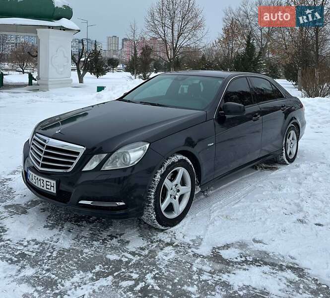 Mercedes-Benz E-Class 2011 Mercedes-Benz E-Class 2011
