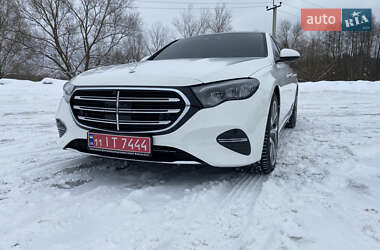 Седан Mercedes-Benz E-Class 2024 в Киеве