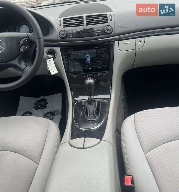 Седан Mercedes-Benz E-Class 2006 в Луцке