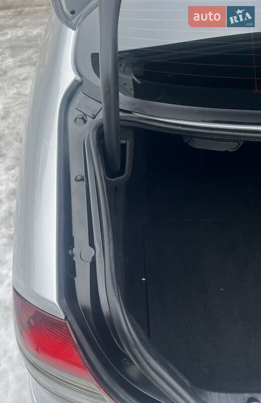 Седан Mercedes-Benz E-Class 2006 в Луцке