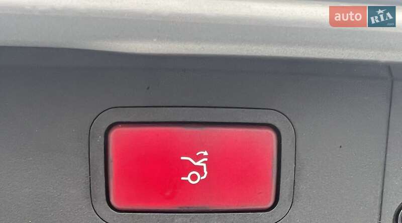 Седан Mercedes-Benz E-Class 2006 в Луцке