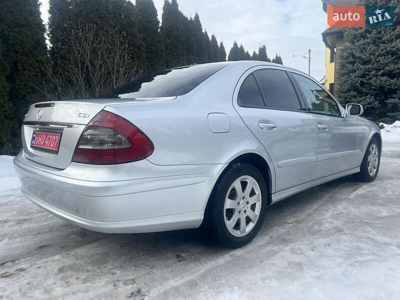 Седан Mercedes-Benz E-Class 2006 в Луцке