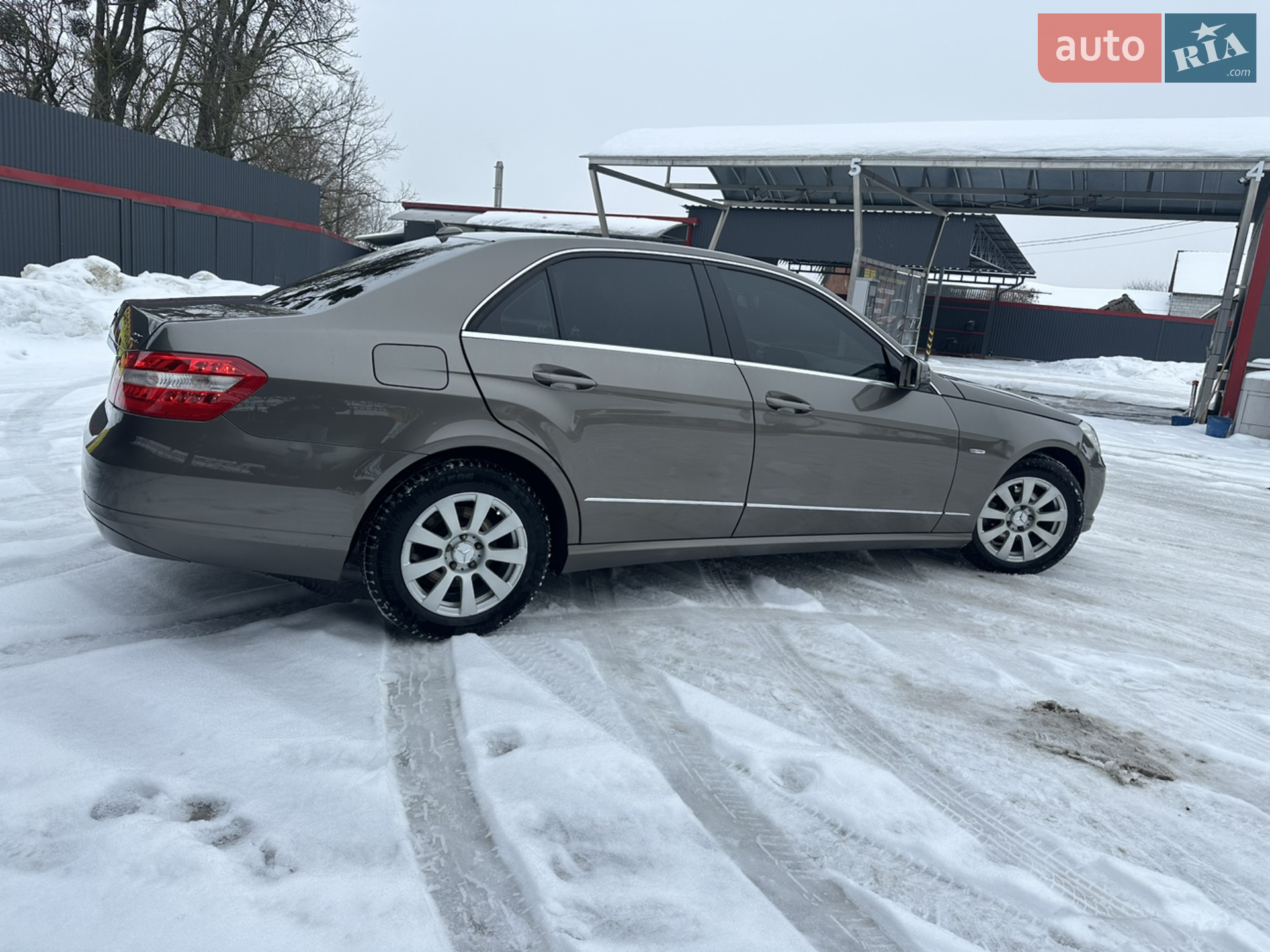 2010 Mercedes-Benz E-klasse - мініатюра 4