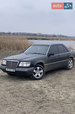 Седан Mercedes-Benz E-Class 1994 в Николаеве