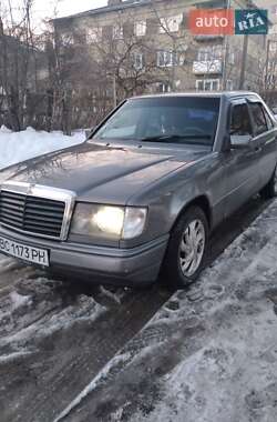 Седан Mercedes-Benz E-Class 1990 в Перемишлянах
