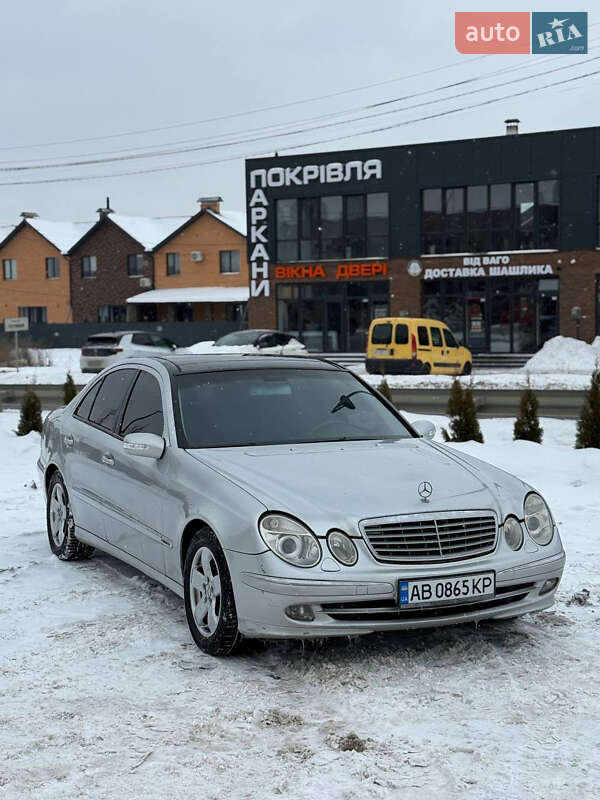 Mercedes-Benz E-Class 2002 Mercedes-Benz E-Class 2002