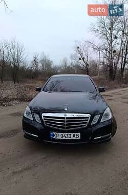 Седан Mercedes-Benz E-Class 2011 в Ізюмі