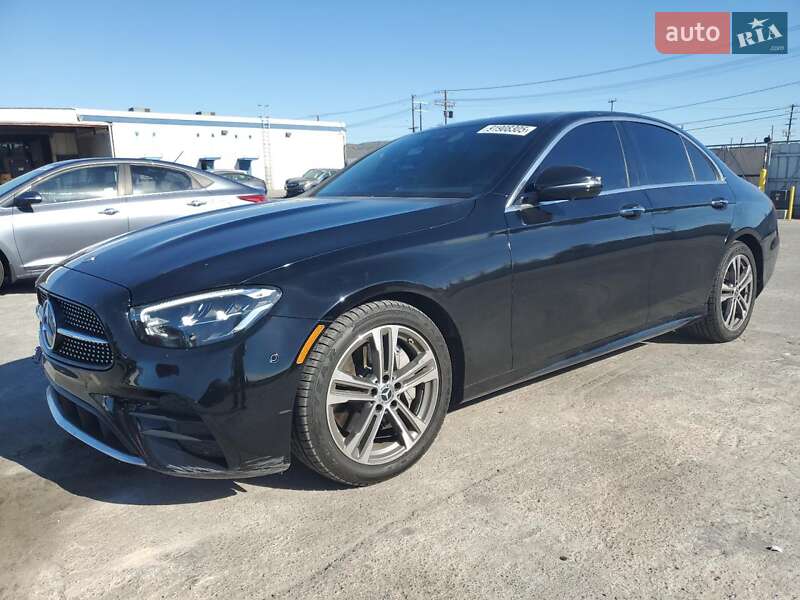 Mercedes-Benz E-Class 2022