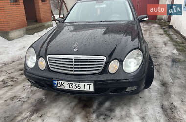 Универсал Mercedes-Benz E-Class 2004 в Березному