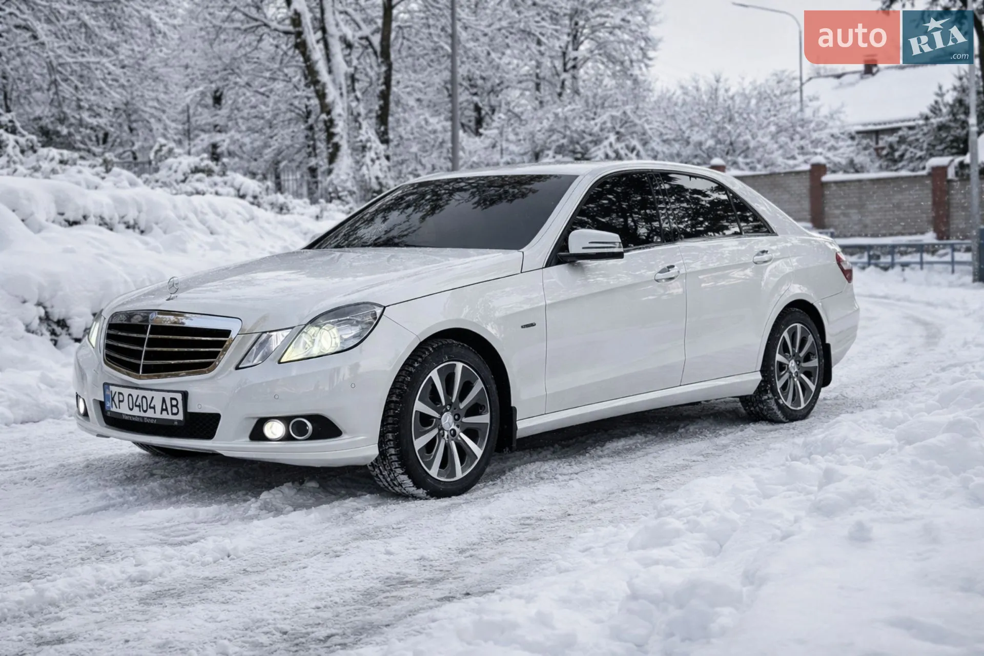 2010 Mercedes-Benz E-klasse - мініатюра 2