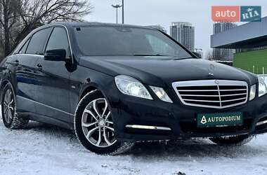 Седан Mercedes-Benz E-Class 2012 в Києві