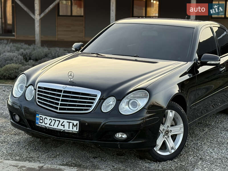 Седан Mercedes-Benz E-Class 2008 в Меденичах