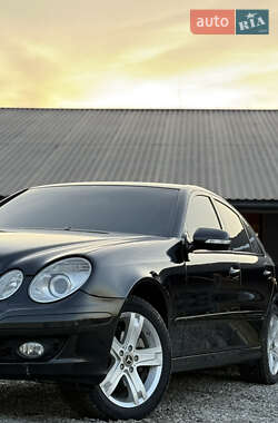Седан Mercedes-Benz E-Class 2008 в Меденичах