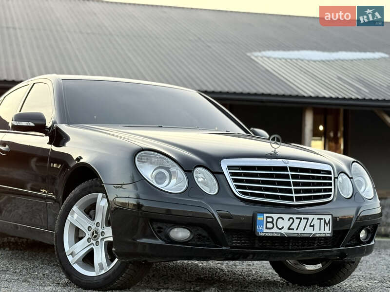 Седан Mercedes-Benz E-Class 2008 в Меденичах