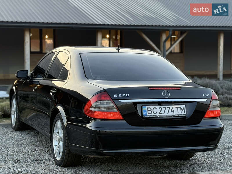 Седан Mercedes-Benz E-Class 2008 в Меденичах