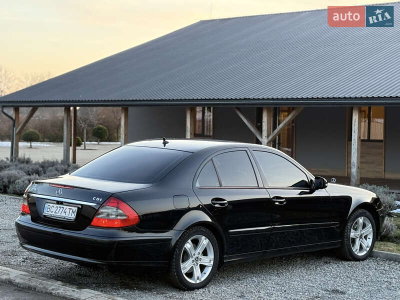 Седан Mercedes-Benz E-Class 2008 в Меденичах