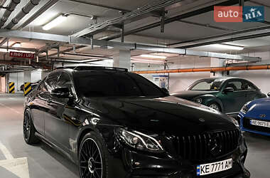 Седан Mercedes-Benz E-Class 2017 в Дніпрі