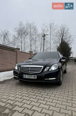 Седан Mercedes-Benz E-Class 2011 в Черновцах