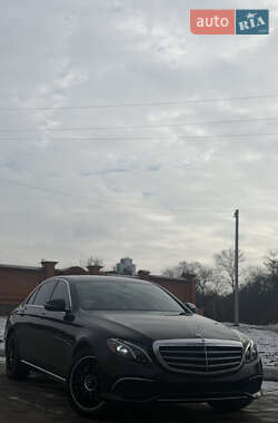 Седан Mercedes-Benz E-Class 2018 в Кропивницком
