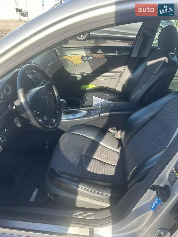Mercedes-Benz E-Class 2003 VIN WDB2110061A415575 фото оголошення 7 з 47
