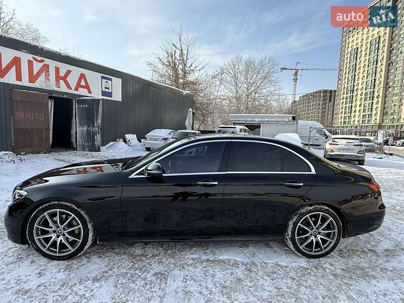 Mercedes-Benz E-Class 2023