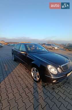 Седан Mercedes-Benz E-Class 2006 в Чернівцях
