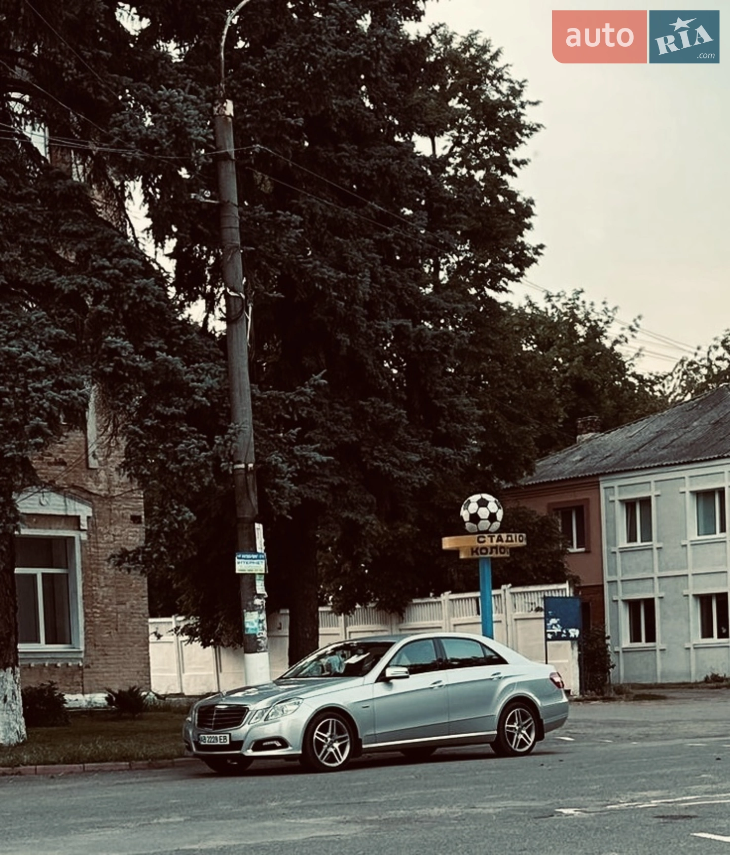 2010 Mercedes-Benz E-klasse - мініатюра 2