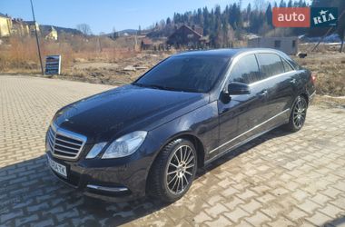 Седан Mercedes-Benz E-Class 2013 в Львові