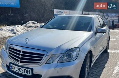 Седан Mercedes-Benz E-Class 2010 в Тернополе