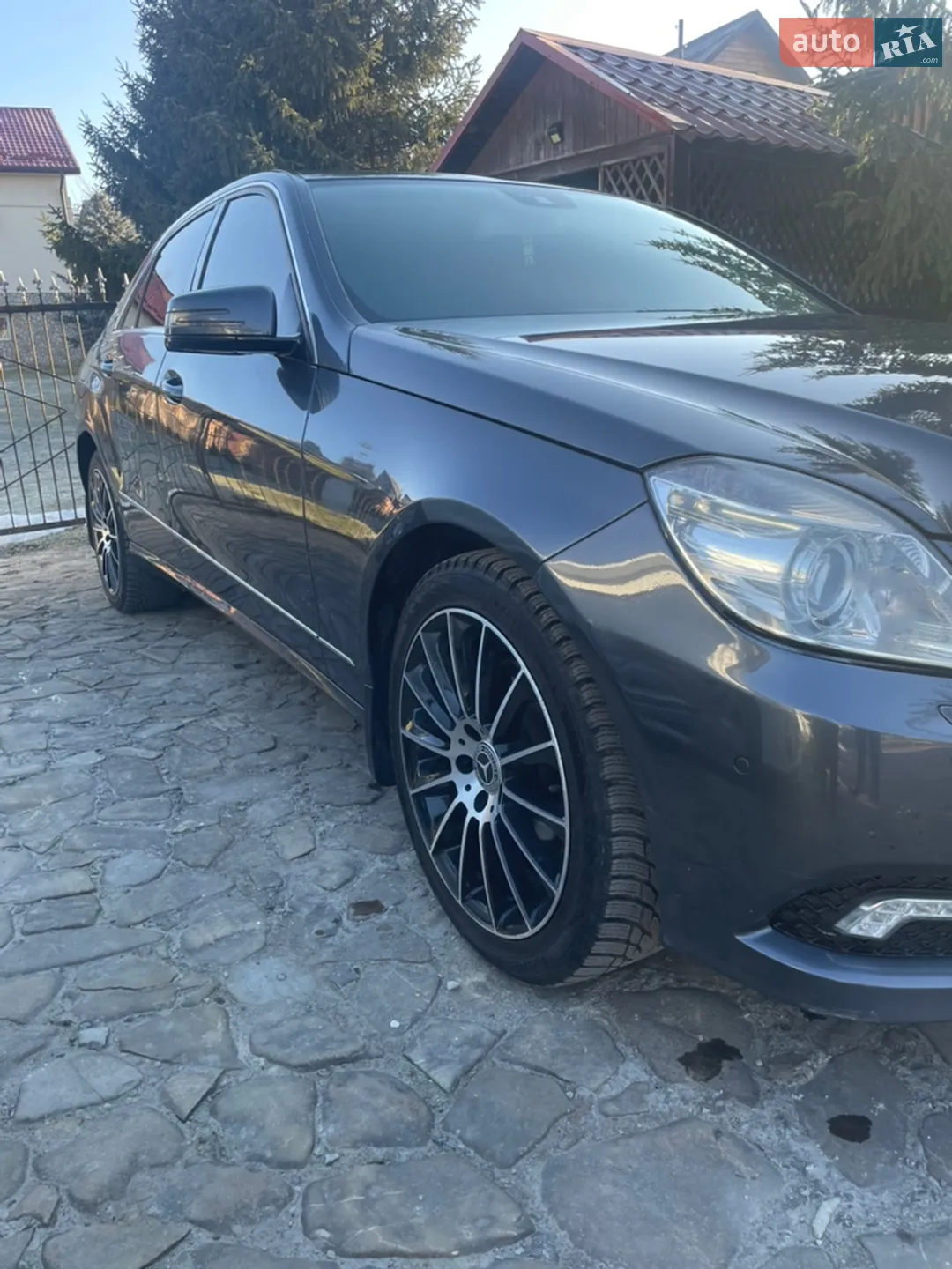 2010 Mercedes-Benz E-klasse - мініатюра 2