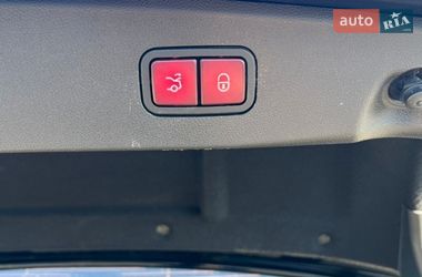 Седан Mercedes-Benz E-Class 2014 в Черновцах