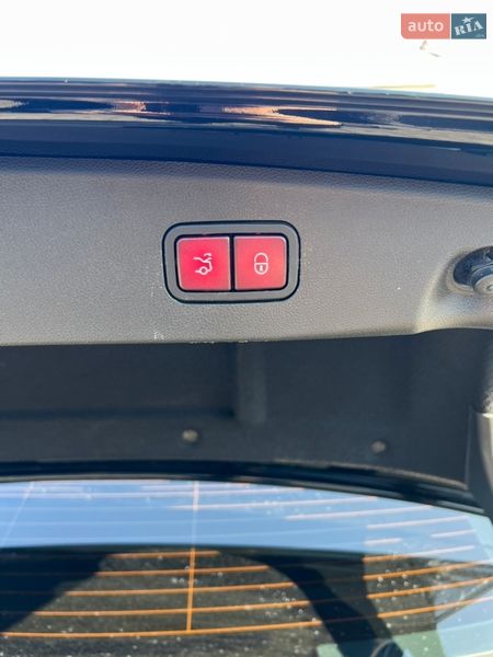 Седан Mercedes-Benz E-Class 2014 в Черновцах