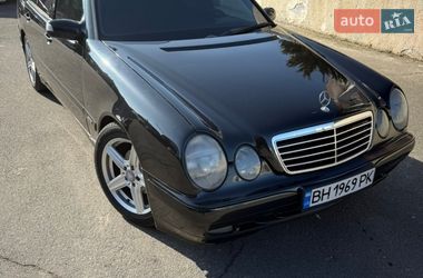 Седан Mercedes-Benz E-Class 2001 в Одессе
