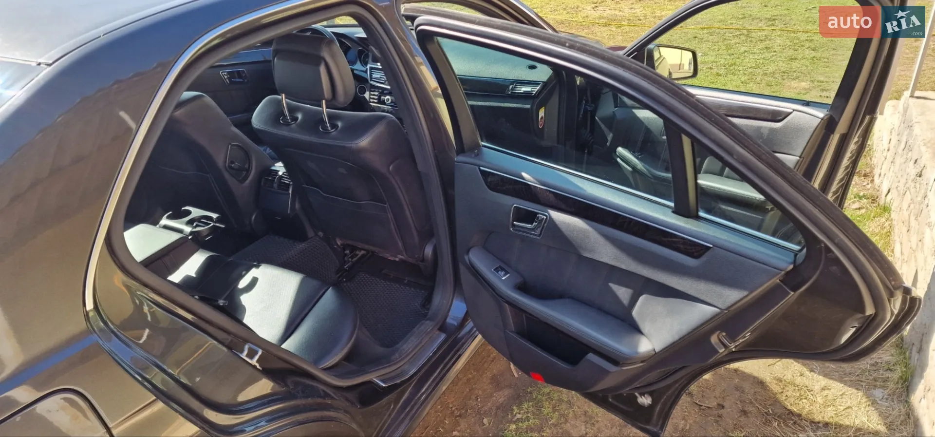 2011 Mercedes-Benz E-klasse - мініатюра 11