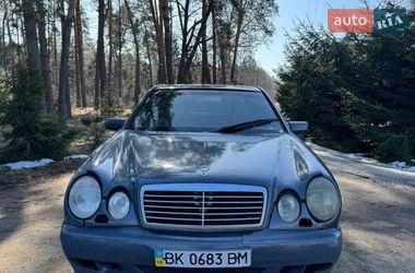 Седан Mercedes-Benz E-Class 1997 в Сарнах