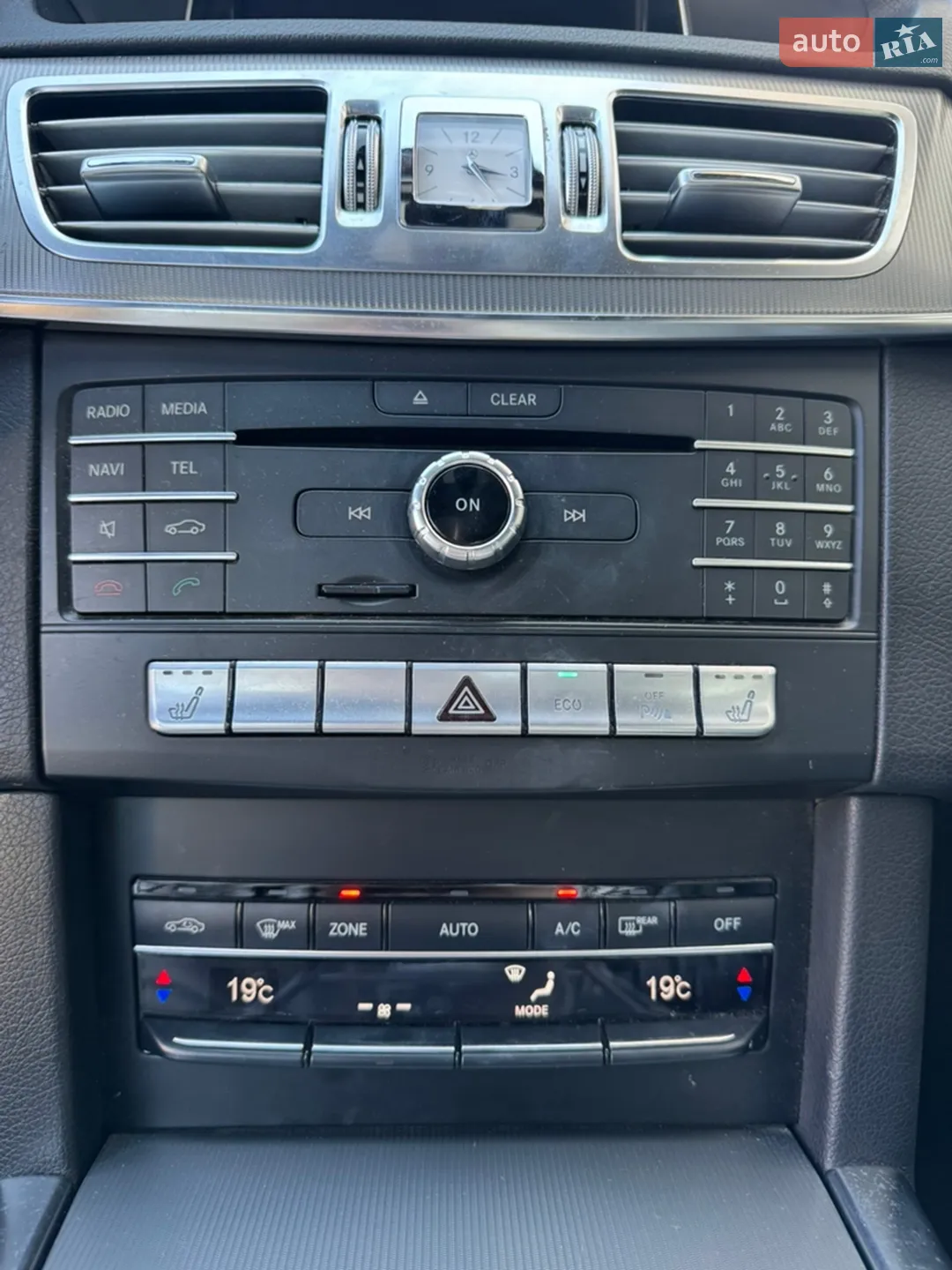 2015 Mercedes-Benz E-klasse - мініатюра 21