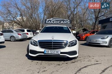 Седан Mercedes-Benz E-Class 2016 в Вінниці