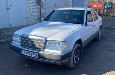 Седан Mercedes-Benz E-Class 1989 в Деражні