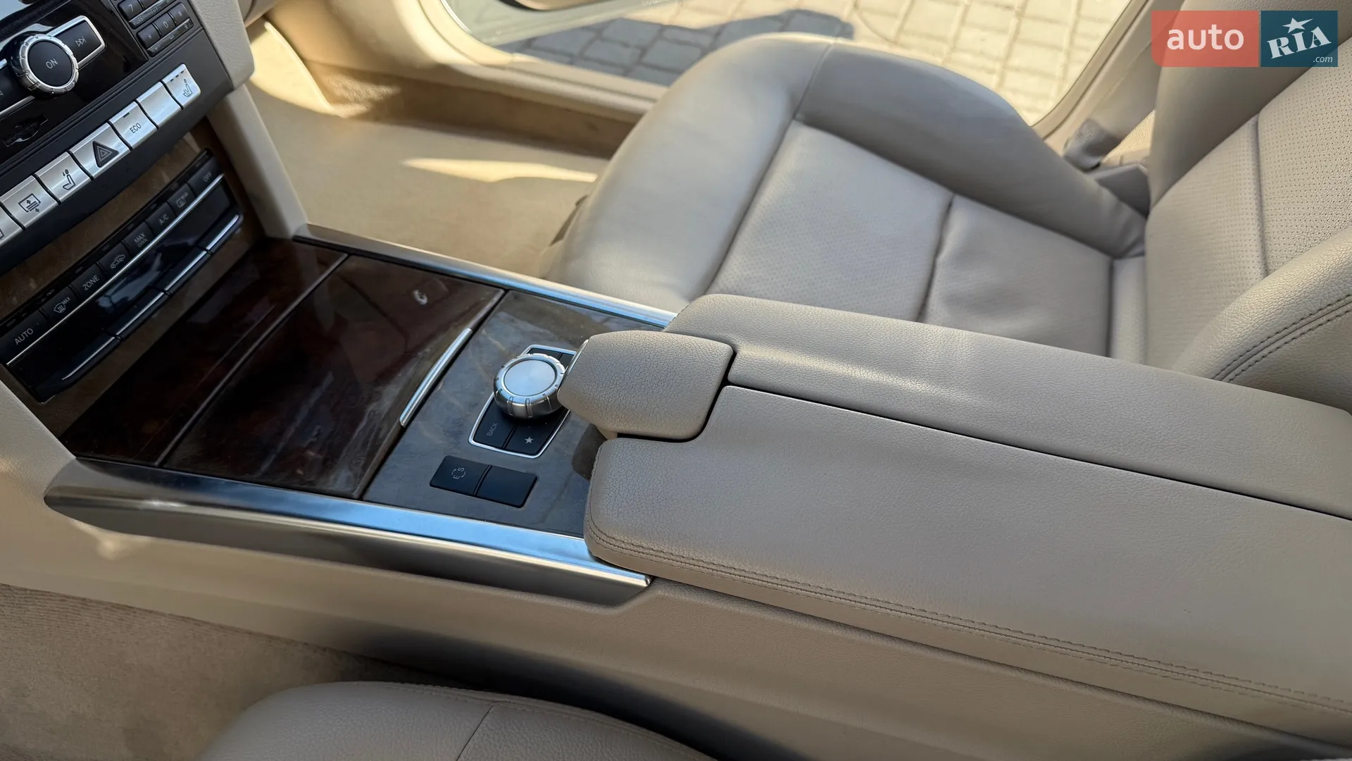 2013 Mercedes-Benz E-klasse - мініатюра 8