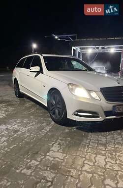 Универсал Mercedes-Benz E-Class 2012 в Николаеве