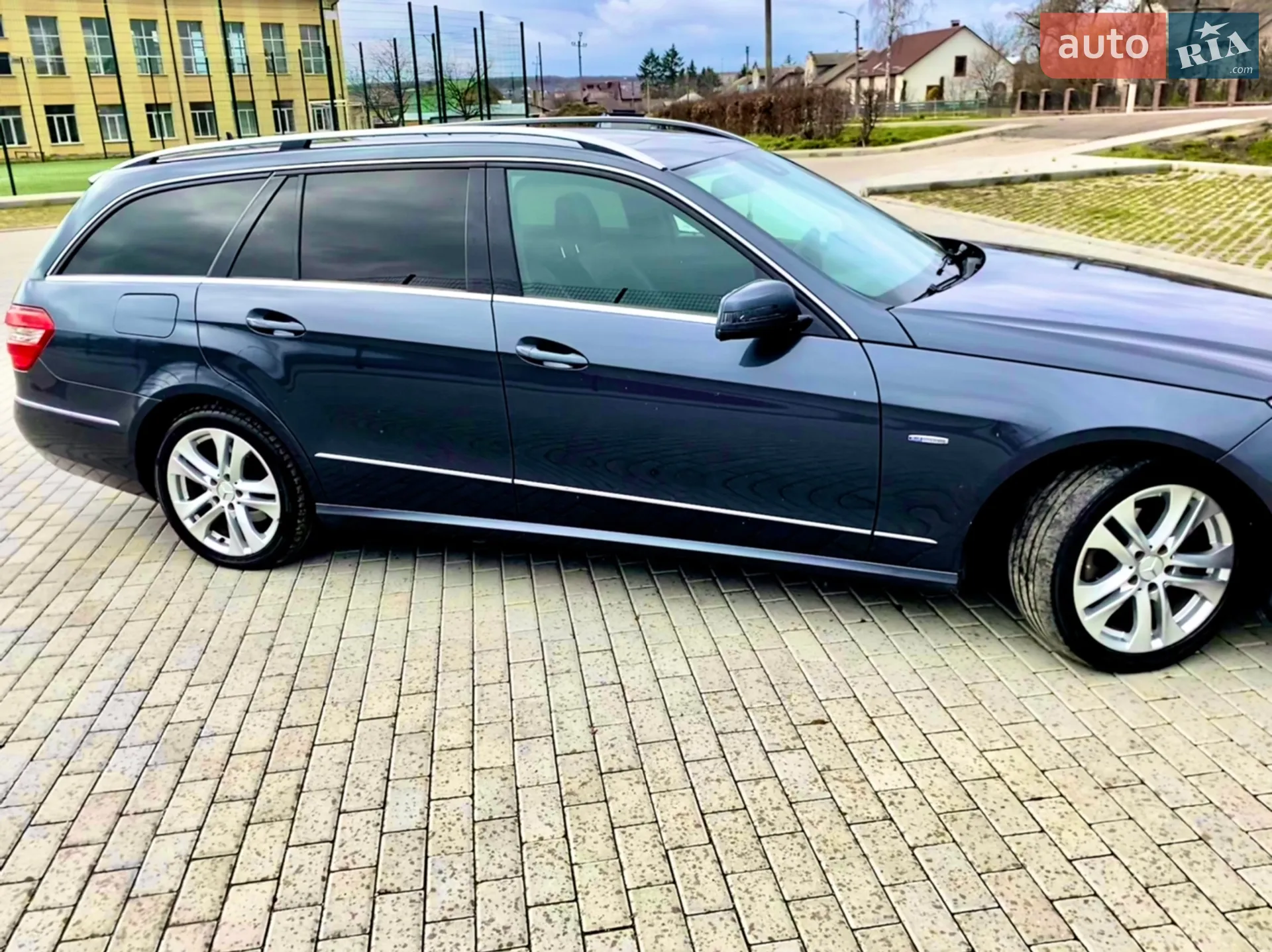 2010 Mercedes-Benz E-klasse - мініатюра 7