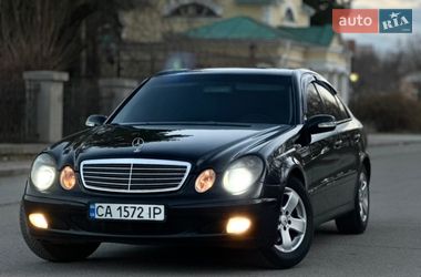 Седан Mercedes-Benz E-Class 2002 в Умани