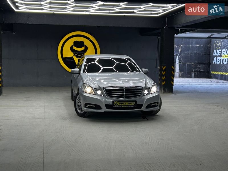 Mercedes-Benz E-Class 2009