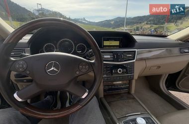 Седан Mercedes-Benz E-Class 2010 в Киеве