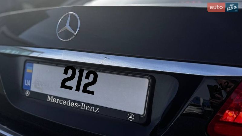 Седан Mercedes-Benz E-Class 2010 в Киеве