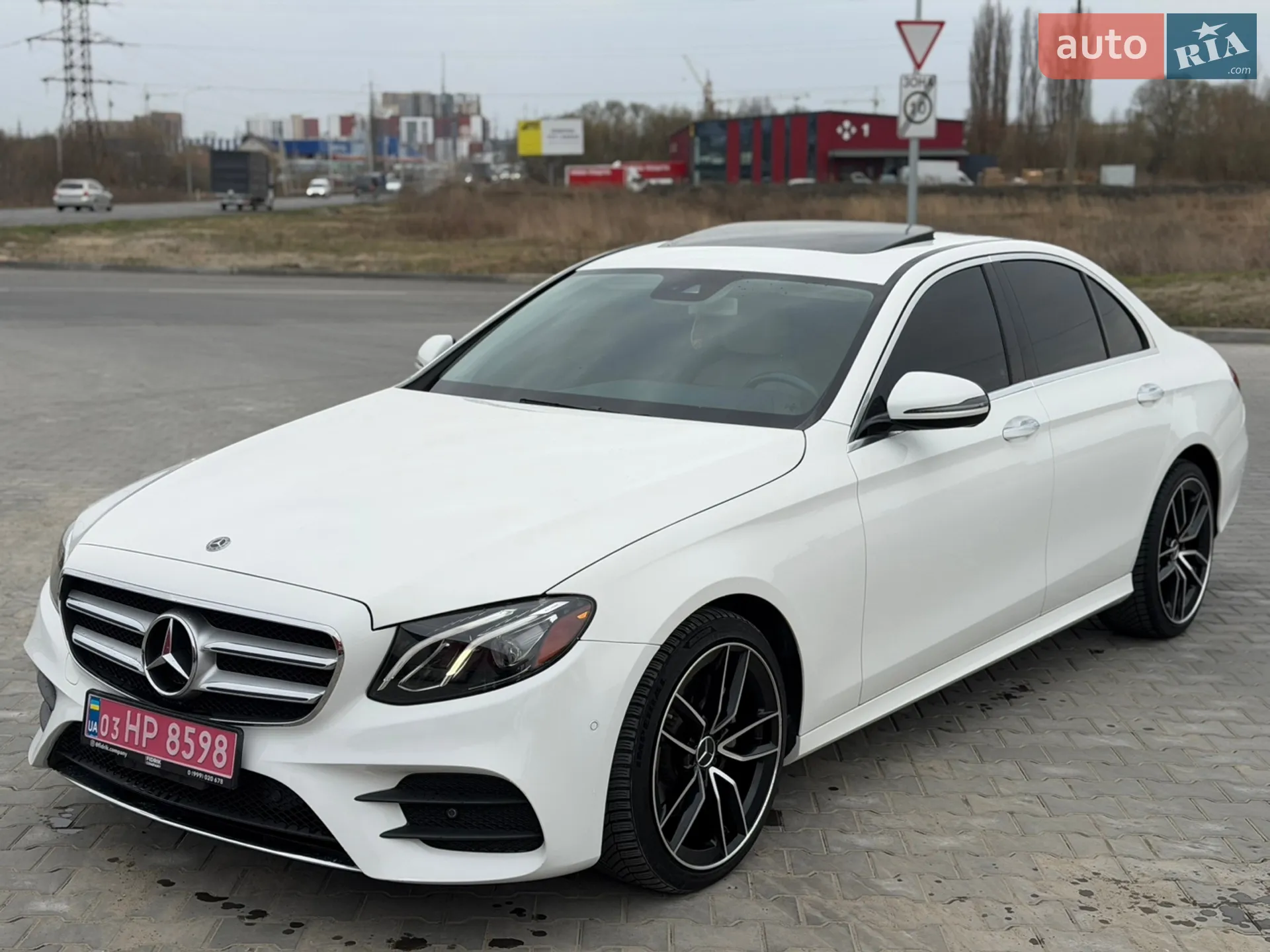 2017 Mercedes-Benz E-klasse - мініатюра 2
