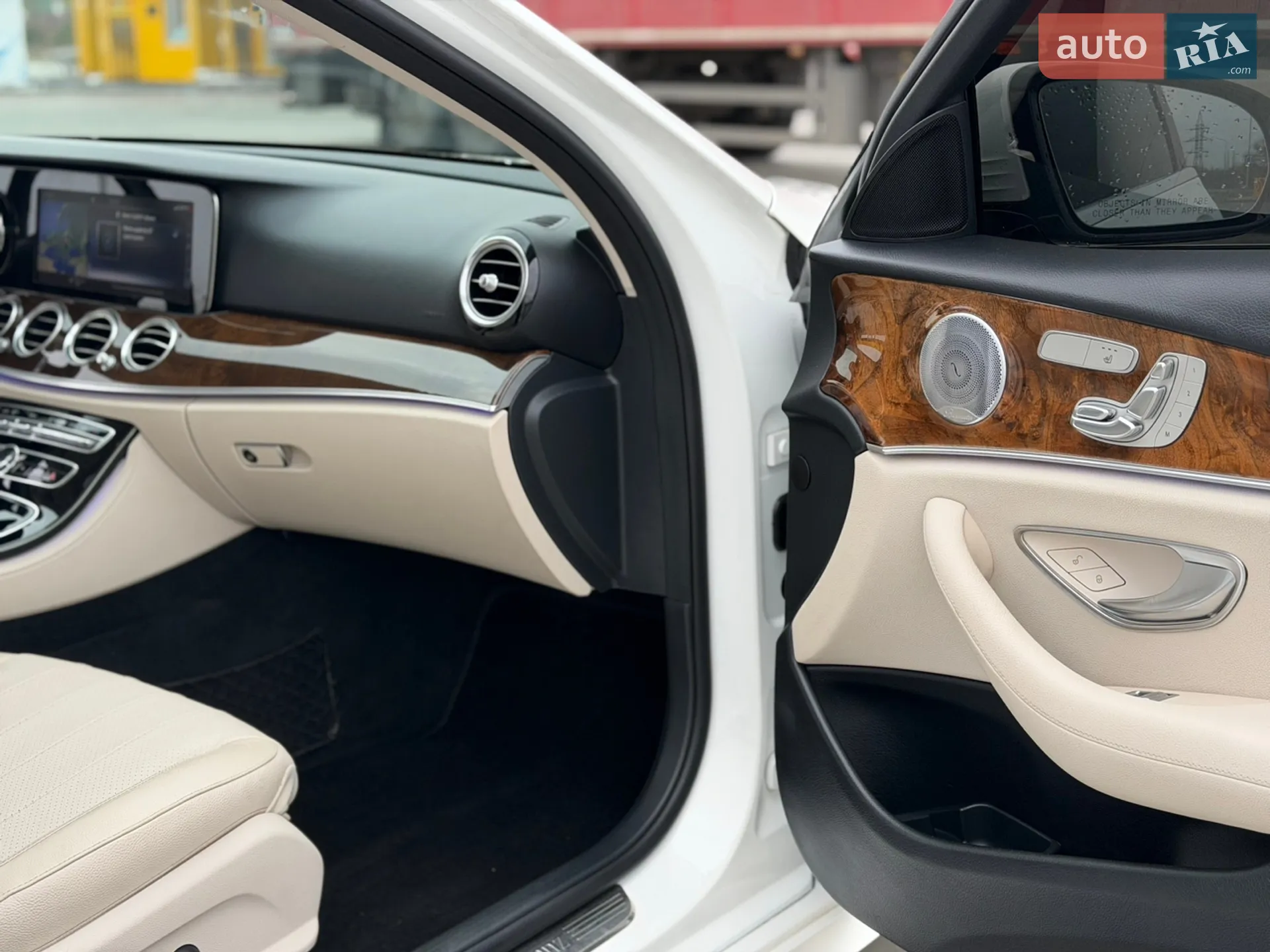 2017 Mercedes-Benz E-klasse - мініатюра 21