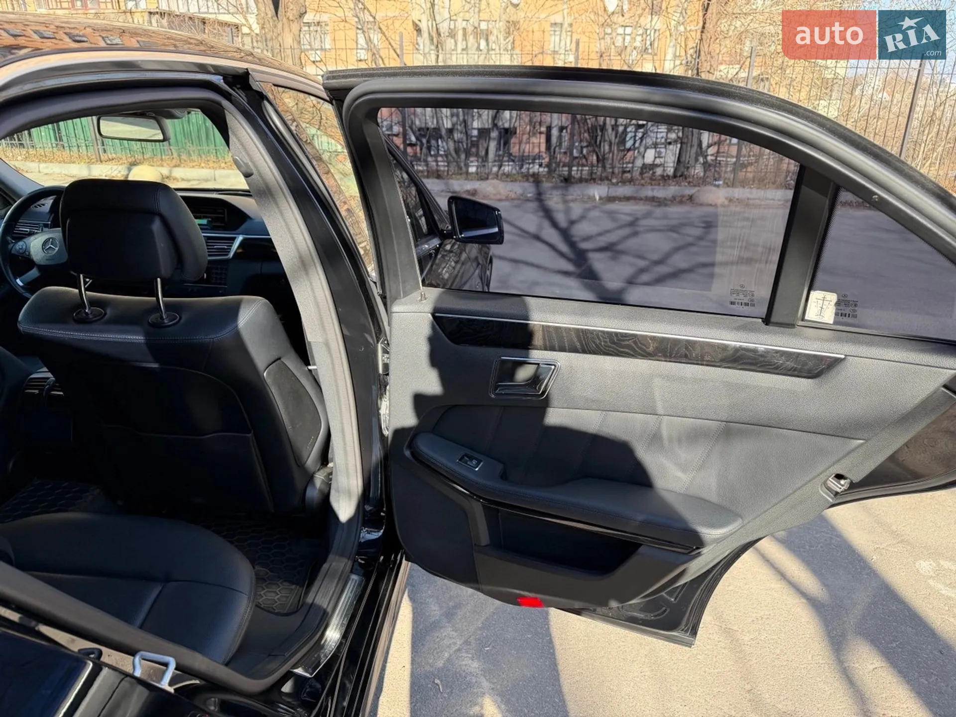 2010 Mercedes-Benz E-klasse - мініатюра 15